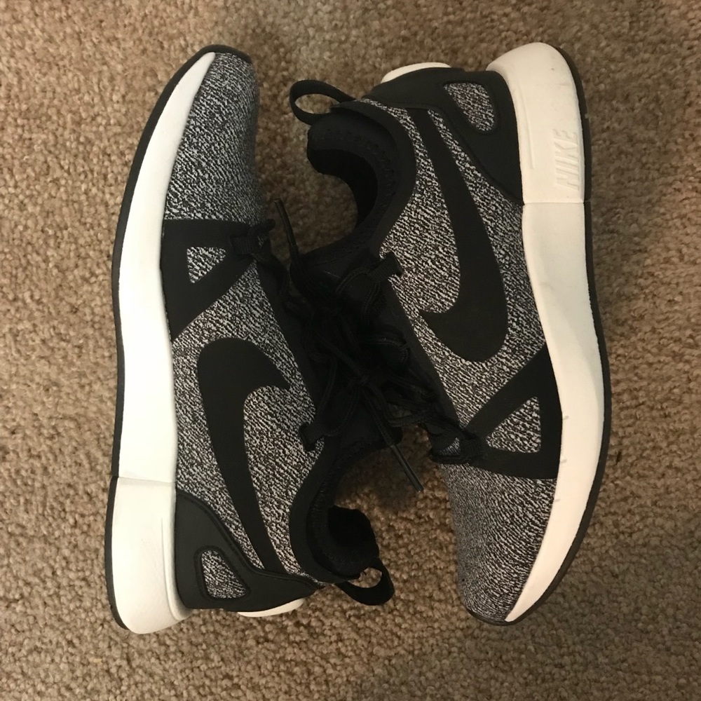 Nike Duel Racer Women 6.5